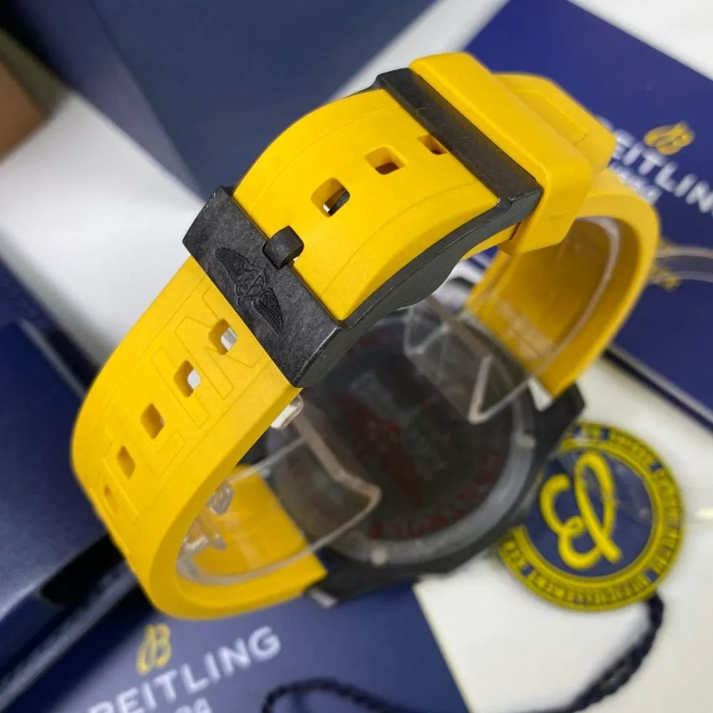 Breitling Endurance Pro X82310A41B1S1 (2020)