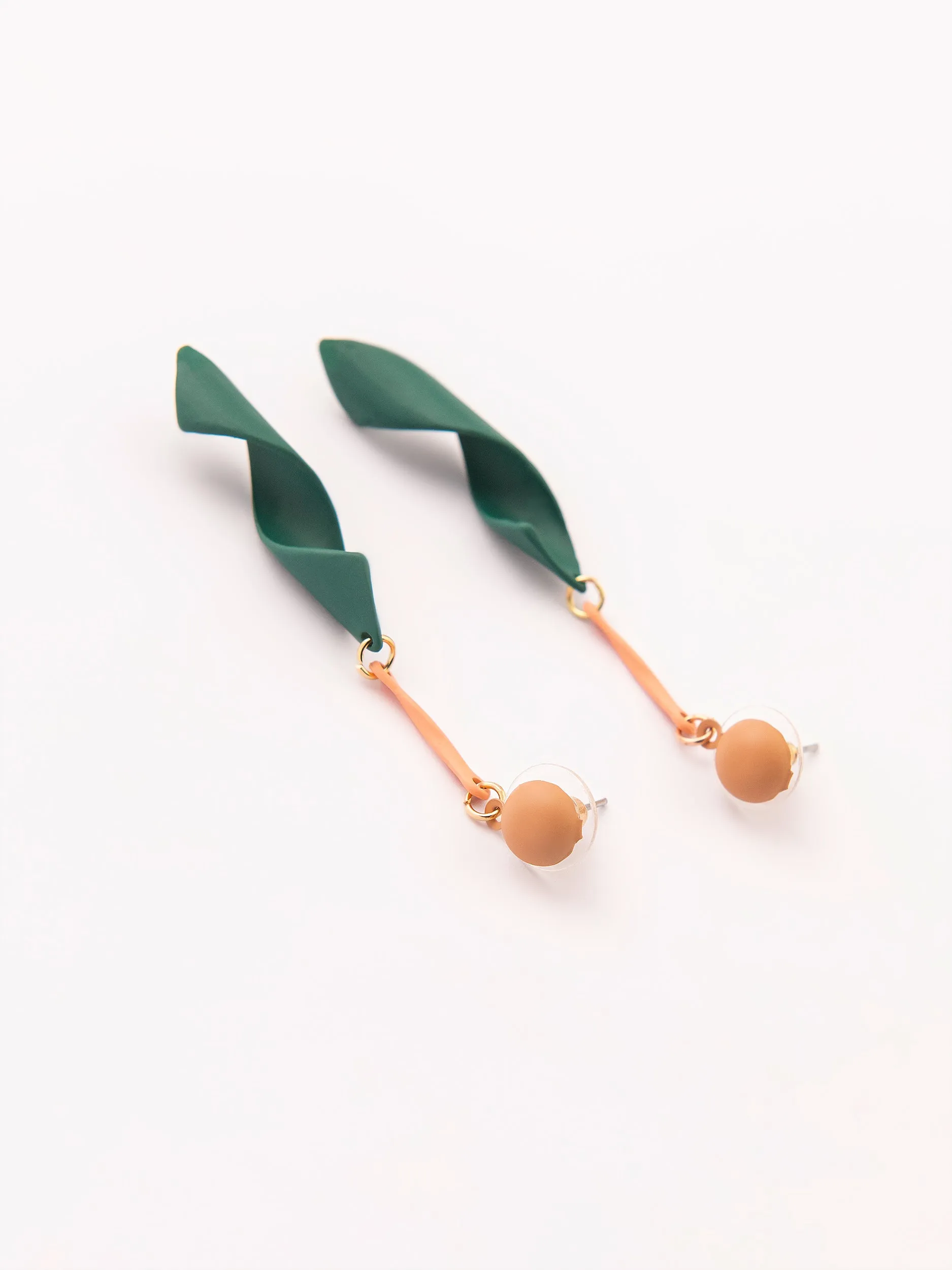 Curvy Dangle Earrings