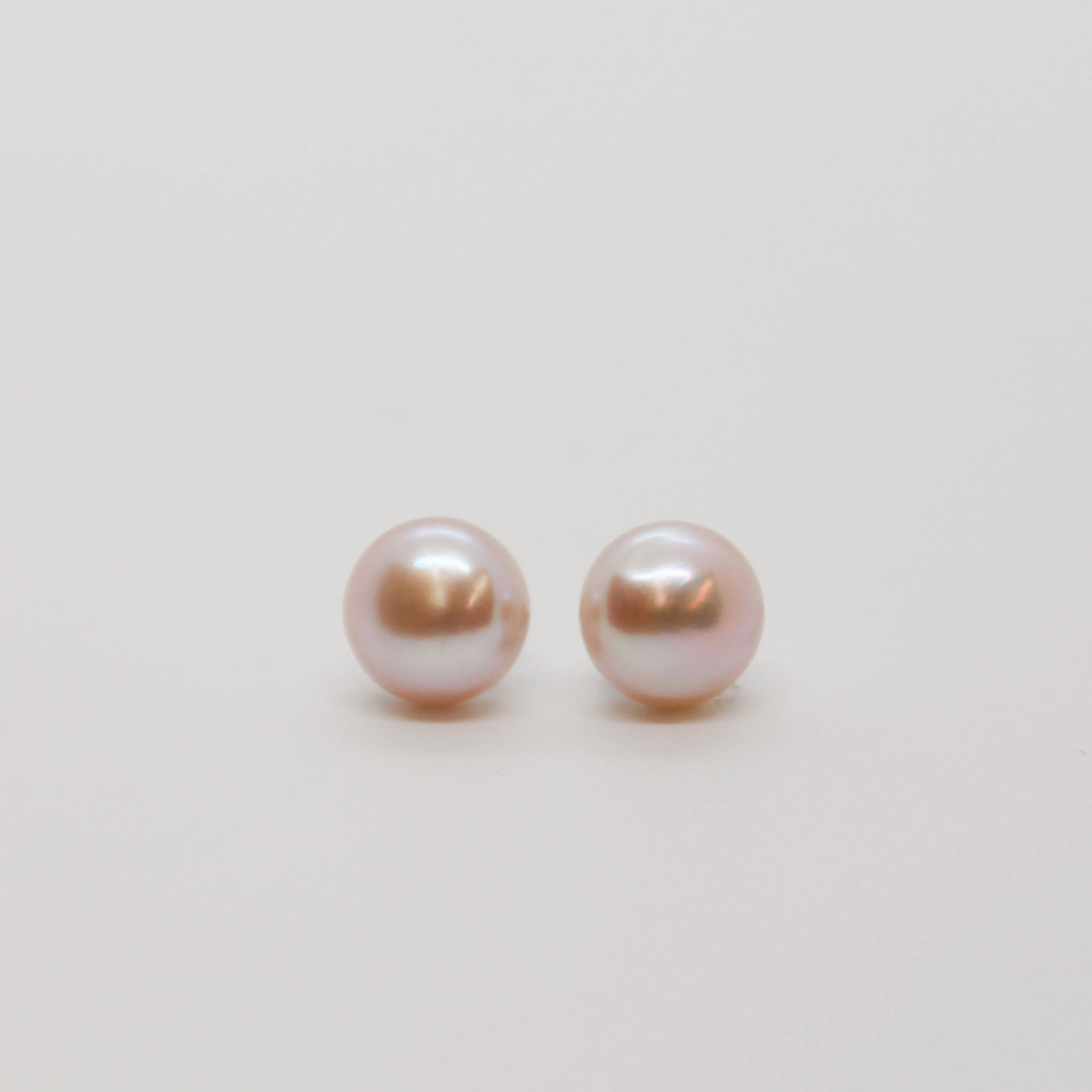 E Pink Button Pearl Stud Earrings E088