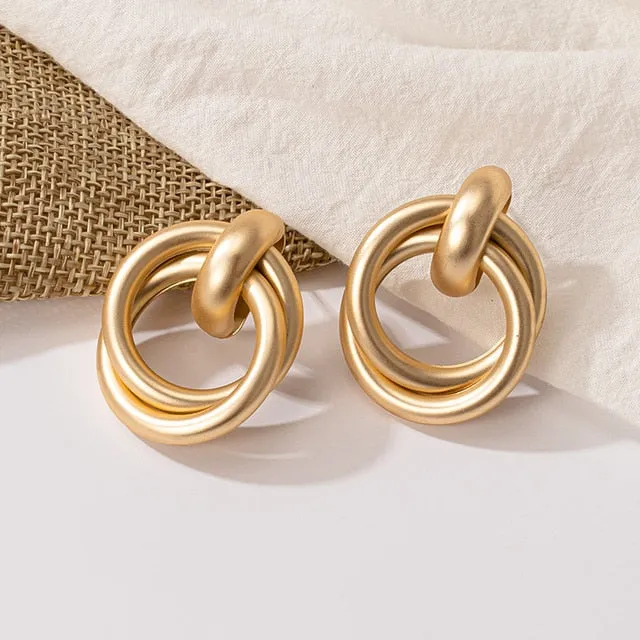 Fashion Gold Big Hoop Twisted Earrings