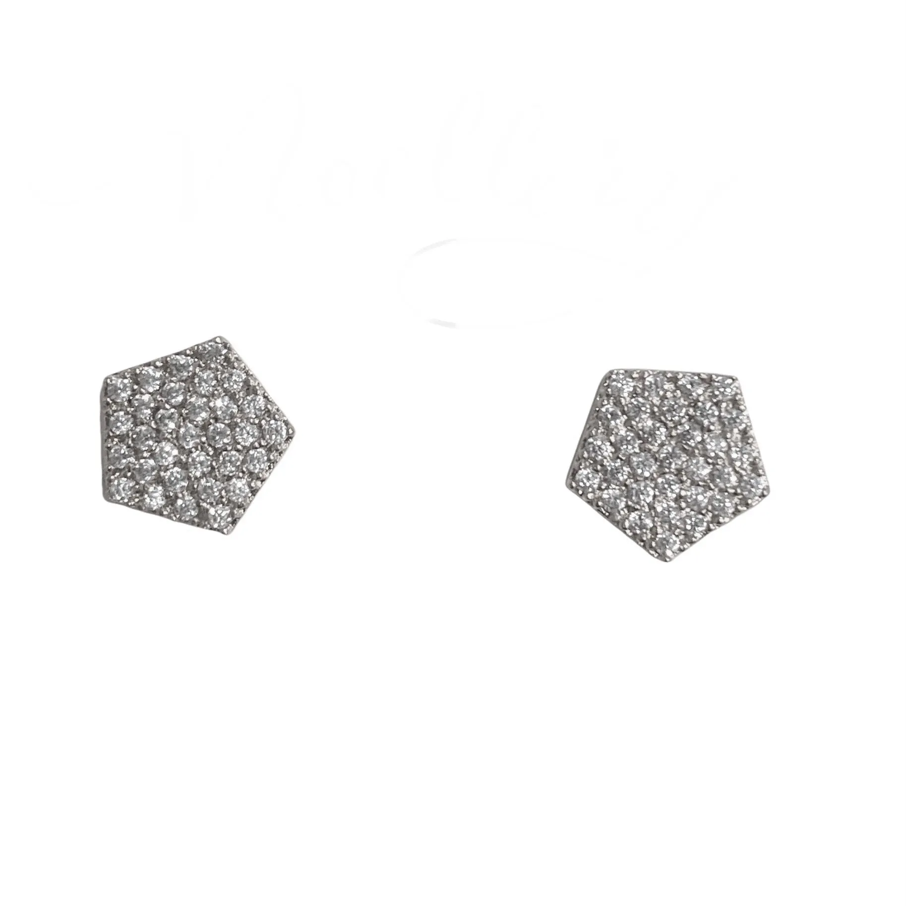 Geovana Pentagon Studs