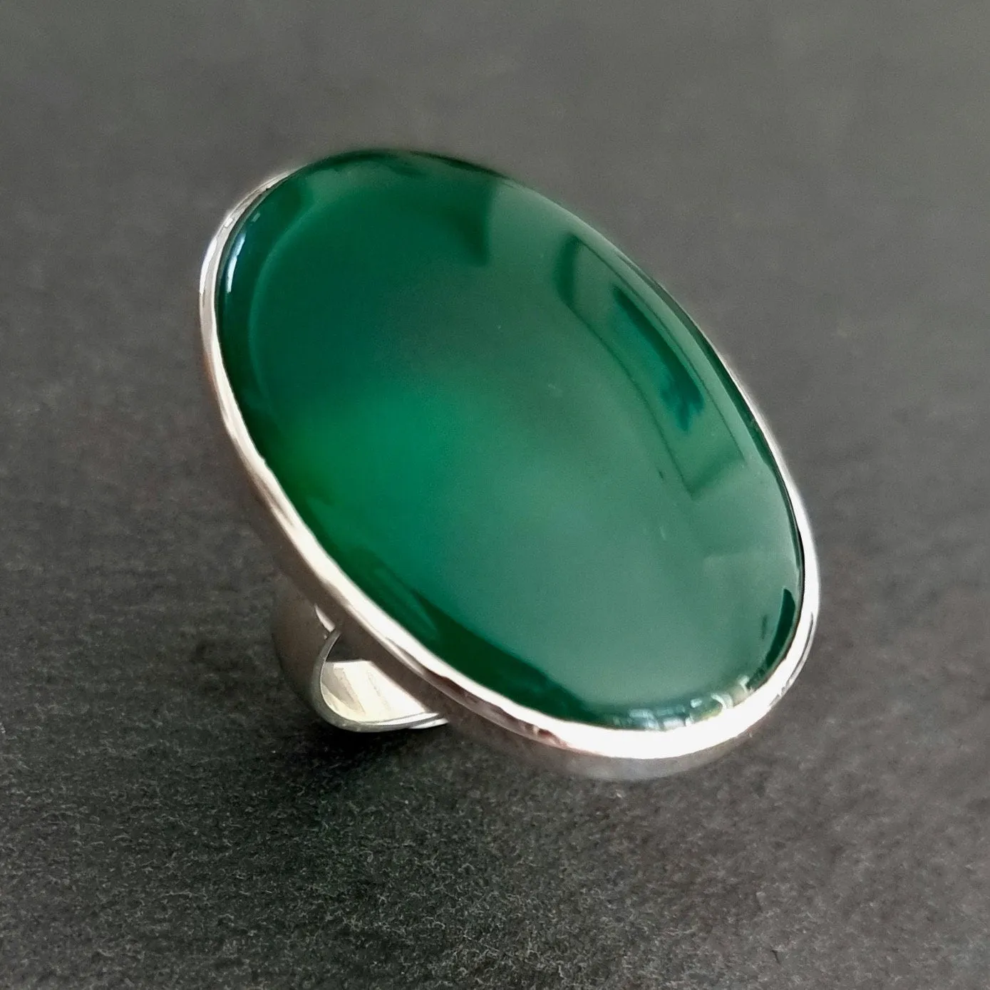 Green Onyx Oval 36mm x 26mm Adjustable 925 Silver Ring, R118