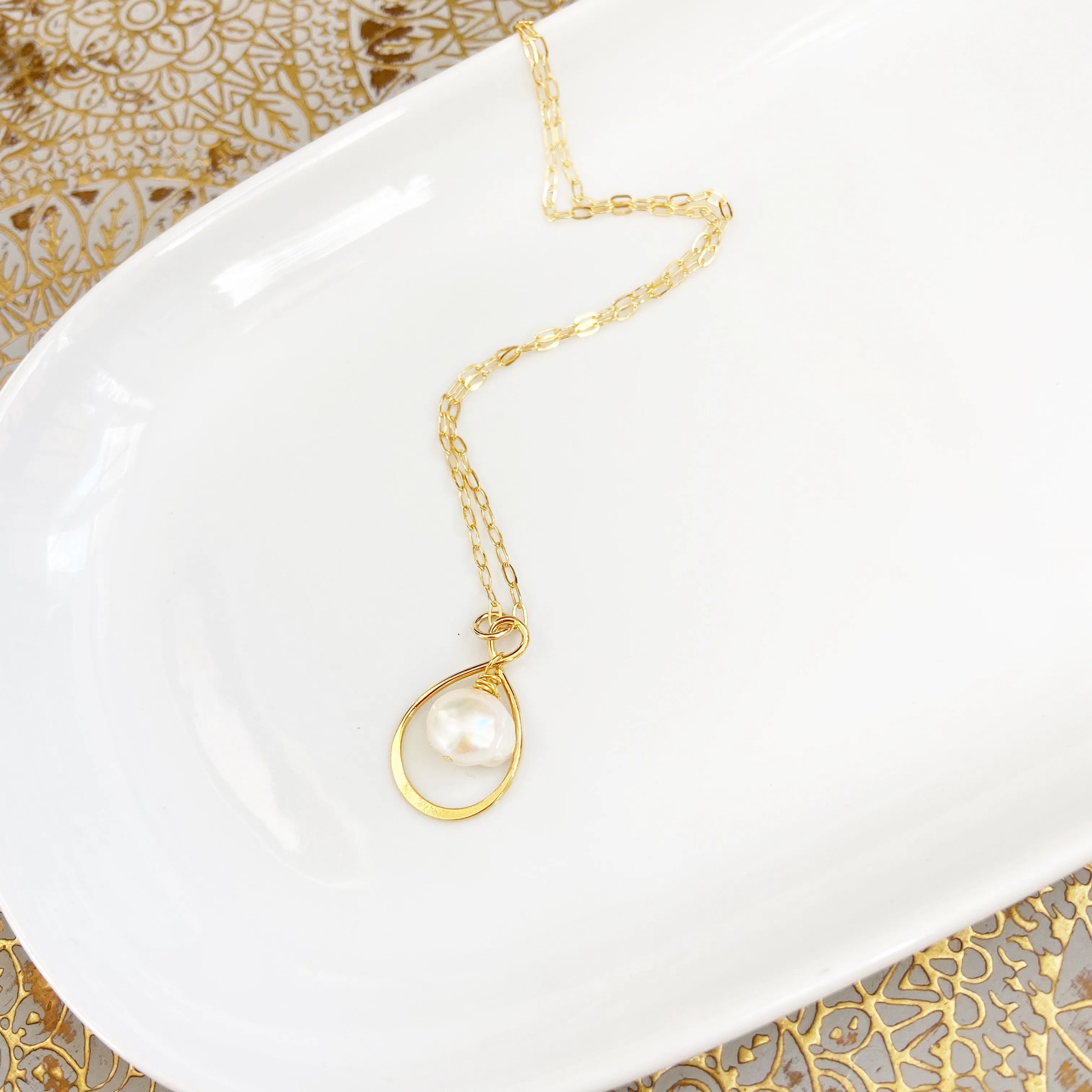 Infinite - Pearl Infinity Necklace in Gold or Silver(18 inches)
