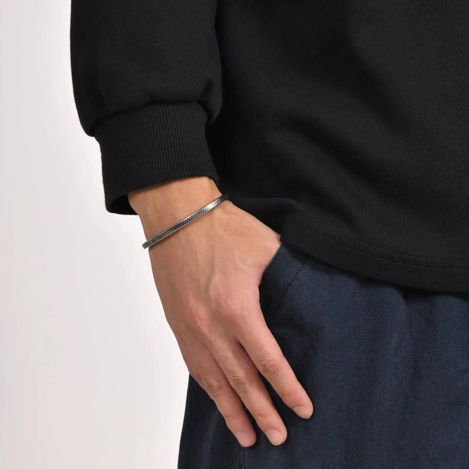 Men Vintage Cuff Bangle,Twisted Stainless Steel Knot Feather Bracelet