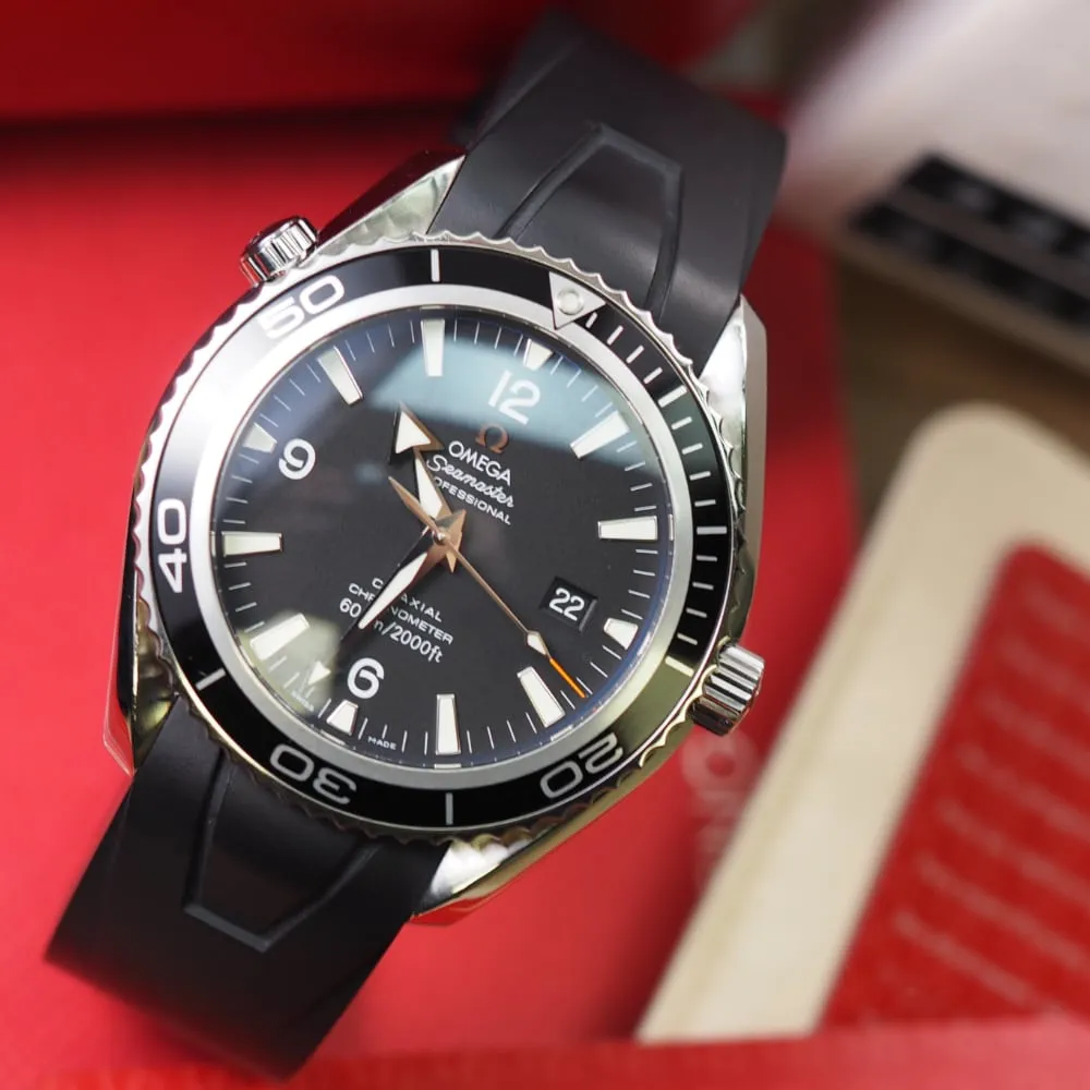 Omega Seamaster Planet Ocean 22005000 (2008)