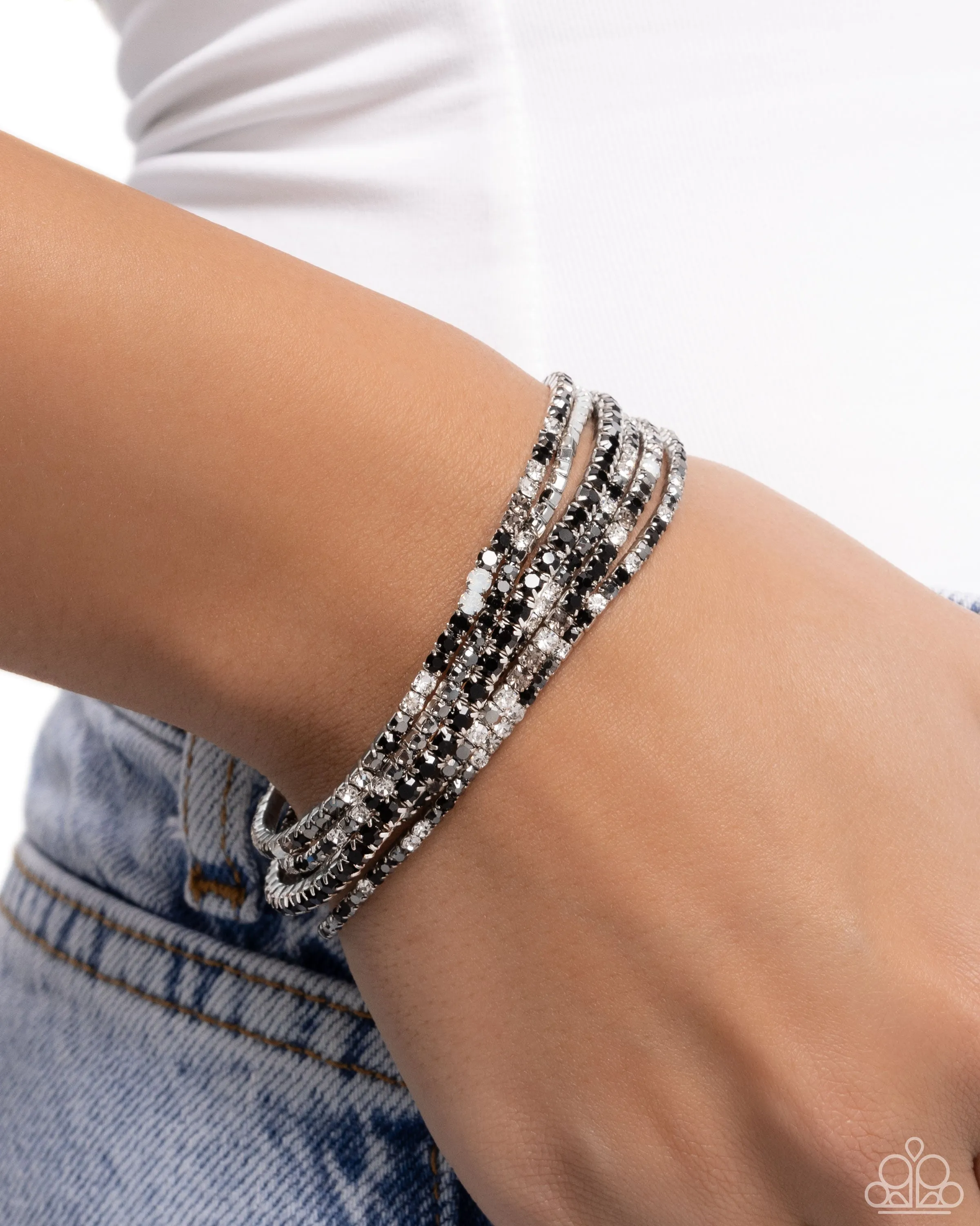 Rhinestone Review • Black