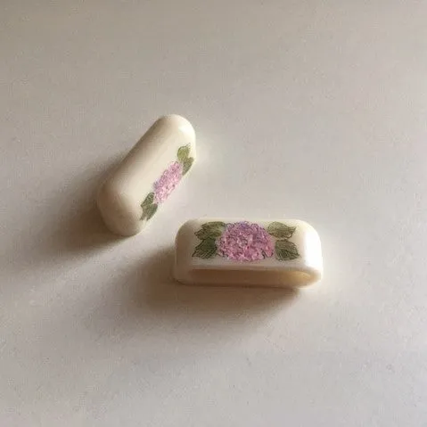 Scrimmed Hydrangeas End Caps