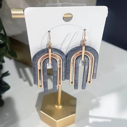 Slate Gray Swirled U-Shape Gold Geometric Earrings