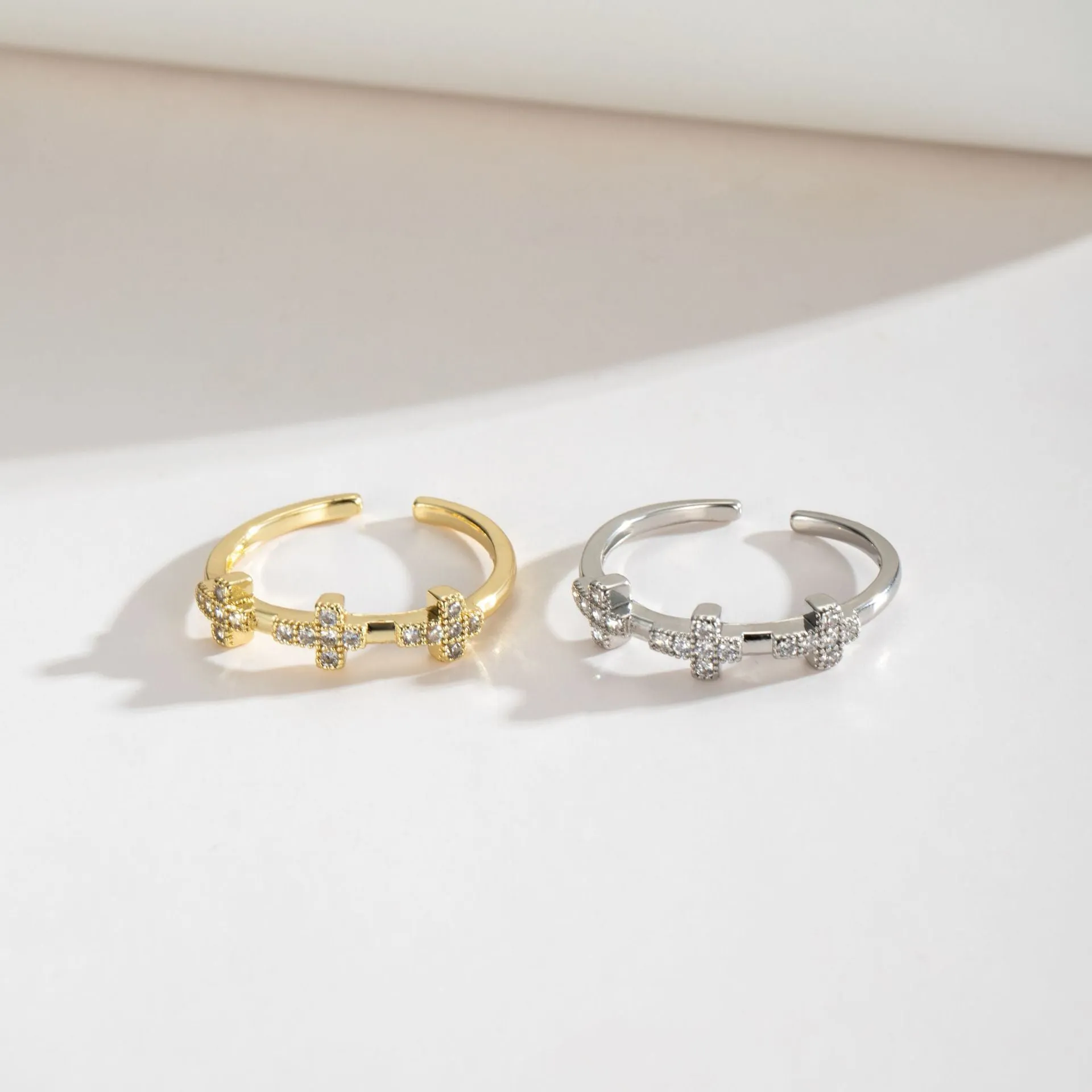 Wholesale Cross Open Copper Ring JDC-RS-Mimeng148