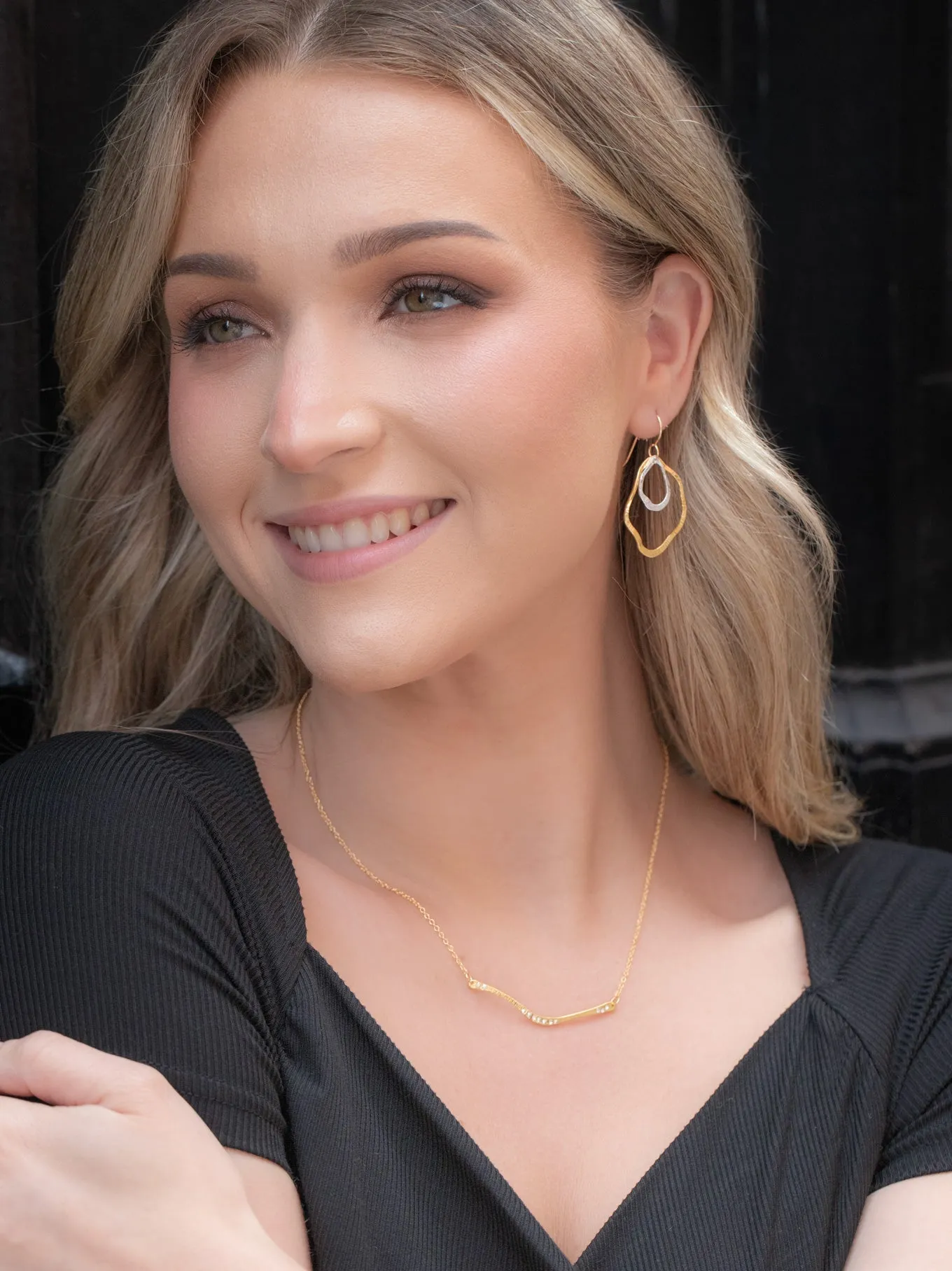 Zara Bar Necklace
